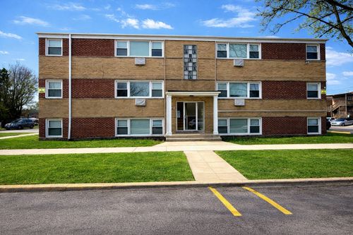 4338 Warren Ave, Hillside, IL, 60162-1381 | Card Image