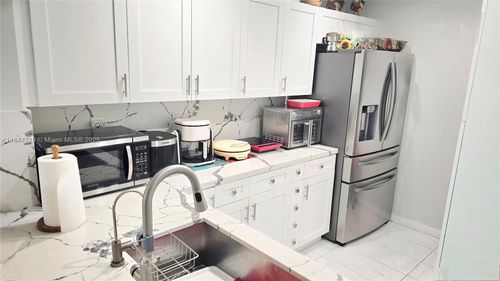 apt-501-1 Alhambra Cir, Coral Gables, FL, 33134-4679 | Card Image