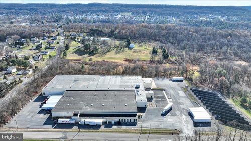 190 Walnut Ln, Pottsville, PA, 17901-8559 | Card Image