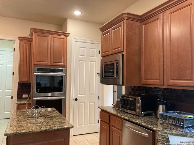 24510 Via Vizcaya, House other with 5 bedrooms, 4 bathrooms and null parking in San Antonio TX | Image 12