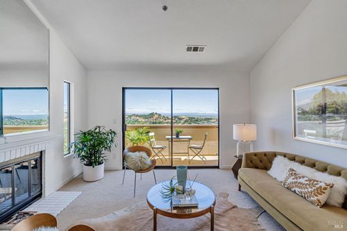 apt-1-270 Channing Way, San Rafael, CA, 94903-2653 | Card Image