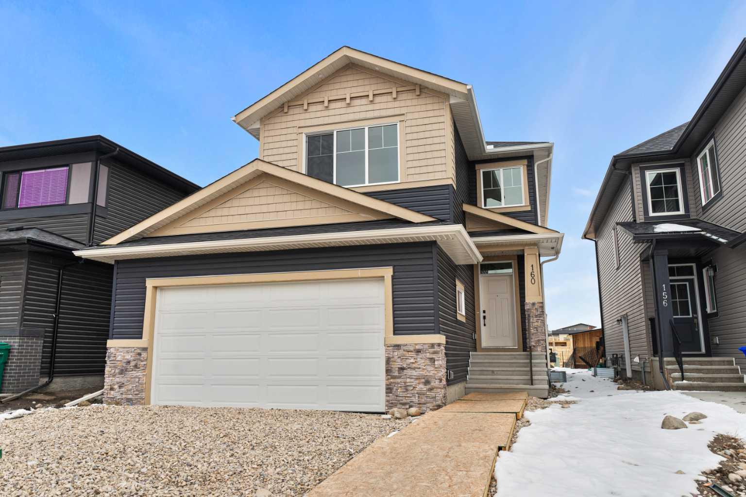 Residential in Cochrane