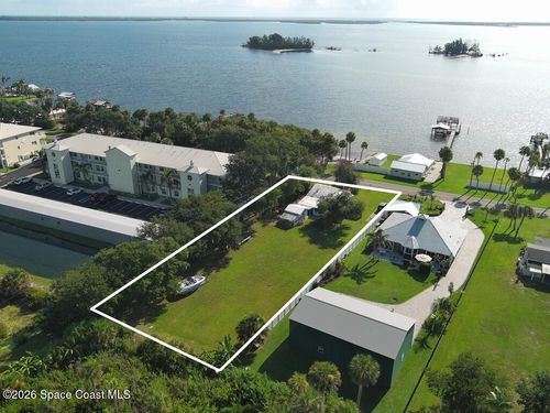 13485 Indian River Dr, Sebastian, FL, 32958-3457 | Card Image
