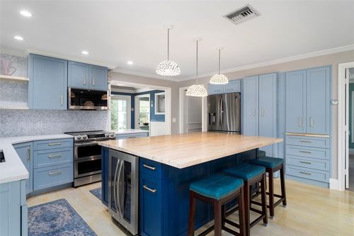 1951 W Sandpiper Rd, Vero Beach, FL, 32963-4540 | Card Image