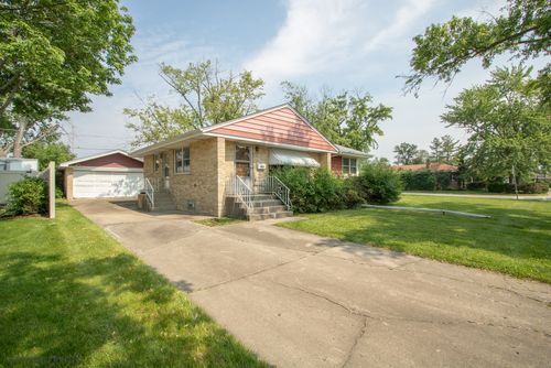 4515 N Redwood Dr, Norridge, IL, 60706-4459 | Card Image