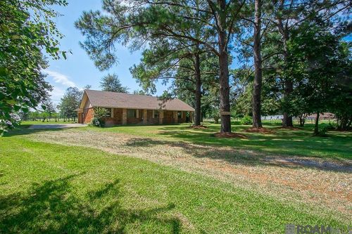 11837 E Subdivision Rd, Port Allen, LA, 70767-6307 | Card Image