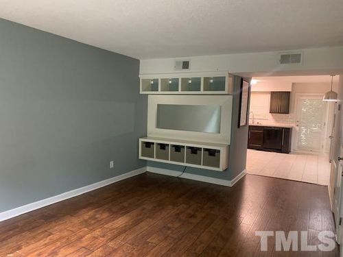 1133 Nottingham Cir, Cary, NC, 27511-4950 | Card Image