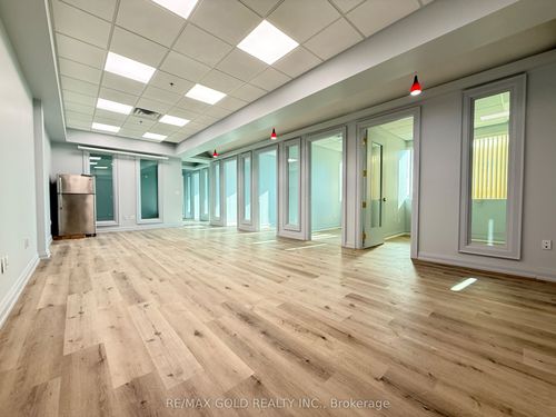 238-2980 Drew Rd, Mississauga, ON, L4T0A7 | Card Image