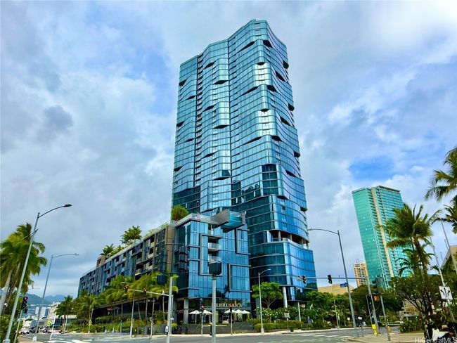APT-1001 - 1108 Auahi St, Condo with 3 bedrooms, 3 bathrooms and 2 parking in Honolulu HI | Image 25