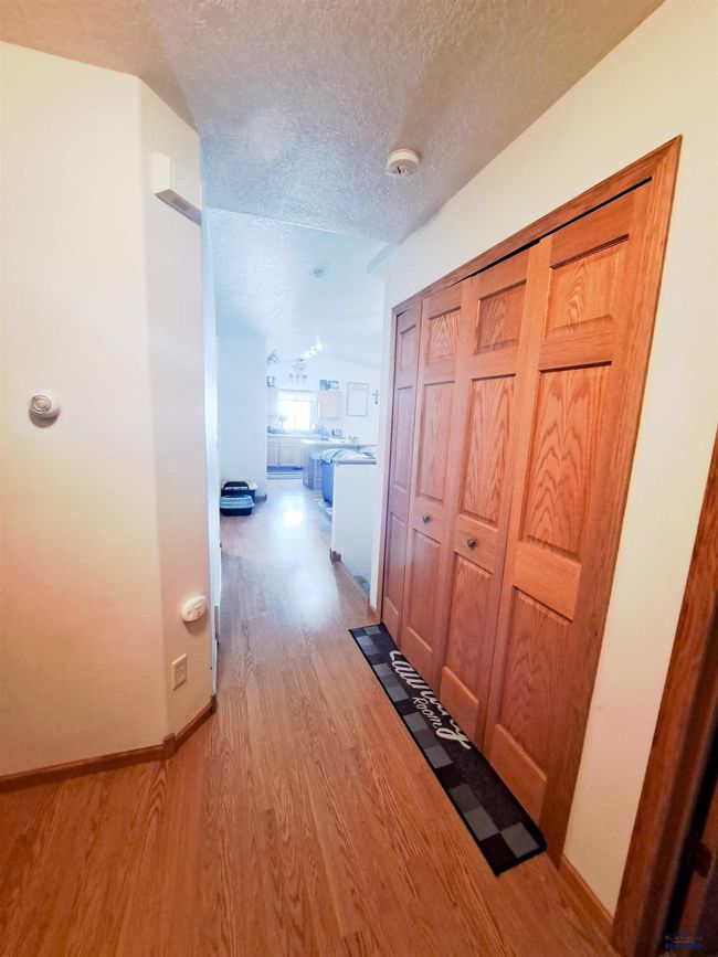 814 Ridgeview St, House other with 4 bedrooms, 2 bathrooms and null parking in Belle Fourche SD | Image 20