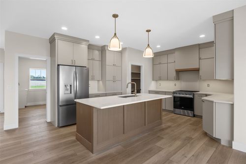5501 Silver Ridge Rd, Marion, IA, 52302 | Card Image