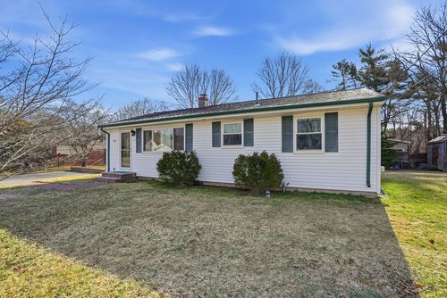 2 Wholan Park, Middleboro, MA, 02346-2809 | Card Image