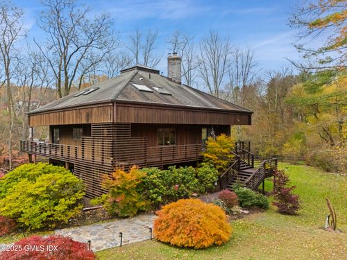 198 E Middle Patent Rd, Greenwich, CT, 06831-2838 | Card Image