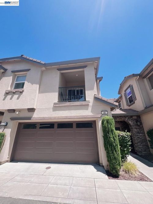 20 S Hidalgo St, Mountain House, CA, 95391-3036 | Card Image
