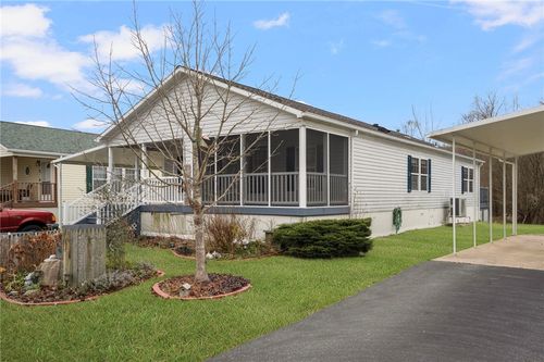 3 Blackbird St, Tiverton, RI, 02878-2398 | Card Image