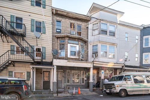 5 S White St, SHENANDOAH, PA, 17976-2372 | Card Image