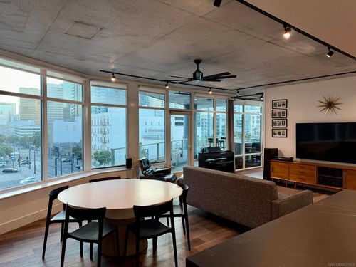 401-1080 Park Blvd, San Diego, CA, 92101 | Card Image