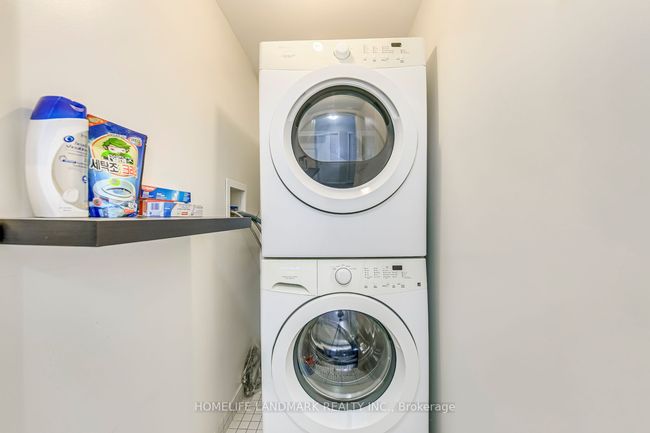 121 - 2891 Rio Crt, Condo with 2 bedrooms, 2 bathrooms and 1 parking in Mississauga ON | Image 21