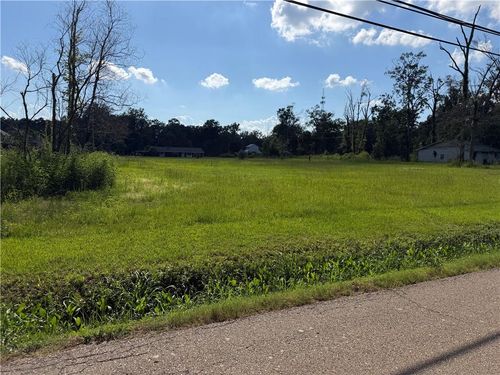 41523 and 41525 Yokum Road, Ponchatoula, LA, 70454 | Card Image