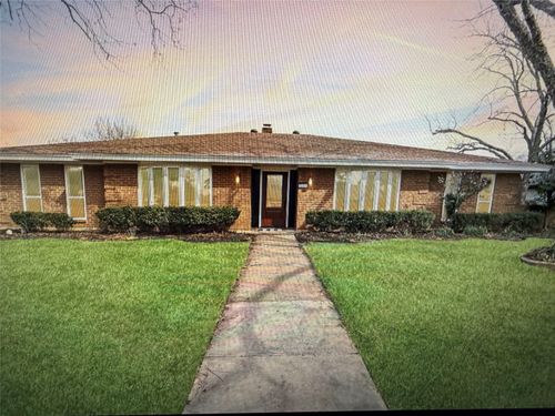 2204 Winewood Ln, Arlington, TX, 76013-3312 | Card Image