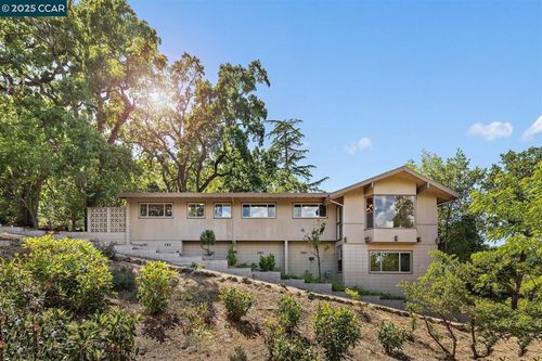 2461 Lunada Ln, Alamo, CA, 94507-2610 | Card Image