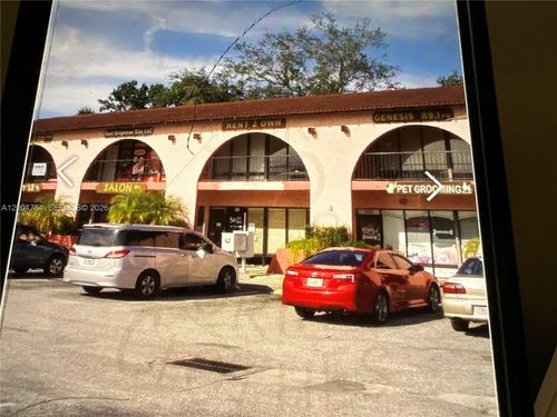 429 429 West Vine Street, Kissimmee, FL, 34741 | Card Image