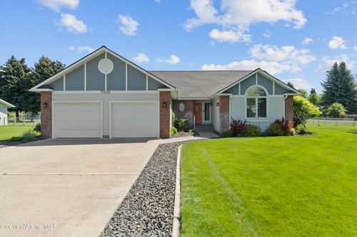 7616 N Valley St, Dalton Gardens, ID, 83815-8743 | Card Image