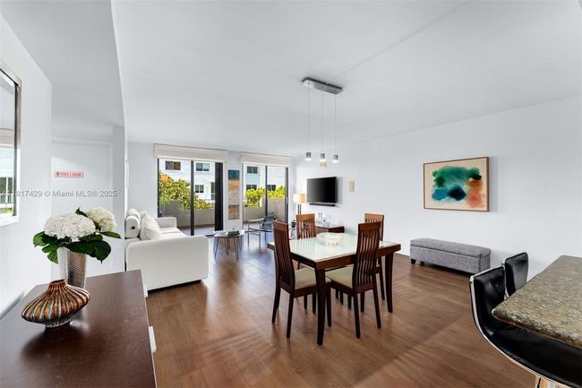 APT-446 - 141 Crandon Blvd, Condo with 3 bedrooms, 2 bathrooms and null parking in Key Biscayne FL | Image 6