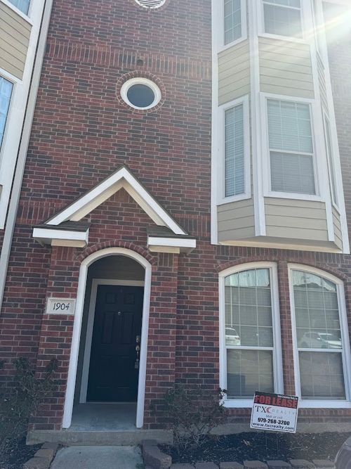 1904-1198 Jones Butler Rd, College Station, TX, 77840-6442 | Card Image