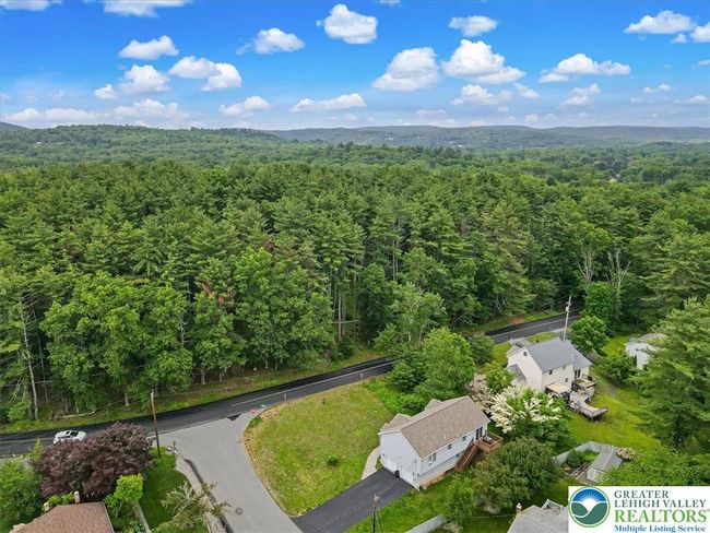 838 Cayuga Way, House other with 4 bedrooms, 3 bathrooms and null parking in Stroudsburg PA | Image 56