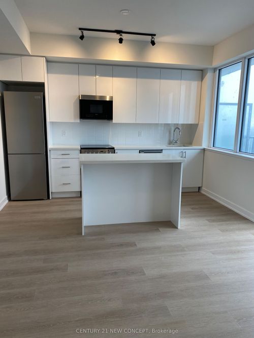 3009-15 Ellerslie Ave, Toronto, ON, M2N0L7 | Card Image