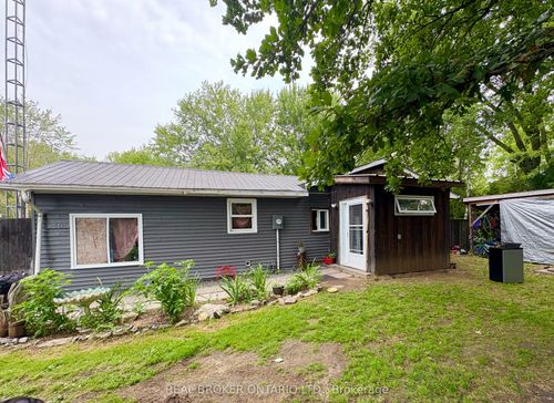 2401 Totem Ranch Rd, Oxford Station, ON, K0G1T0 | Card Image