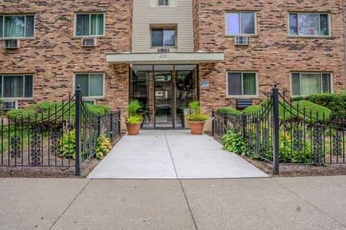 109n-420 Home Ave, Oak Park, IL, 60302-3714 | Card Image