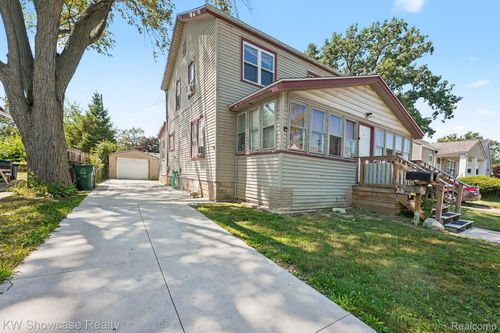 3021 Goodrich St, Ferndale, MI, 48220-1072 | Card Image