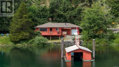 8604 N Shore Rd, House other with 3 bedrooms, 1 bathrooms and 6 parking in Lake Cowichan BC | Image 1