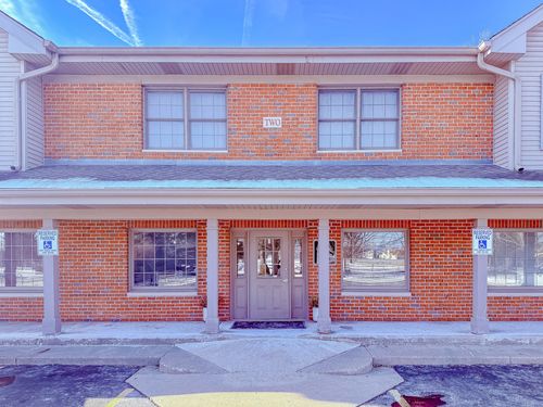 ste-b-2 Hankes Rd, Aurora, IL, 60506-8806 | Card Image