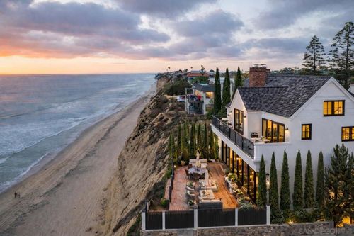 2 Neptune, Encinitas, CA, 92024 | Card Image