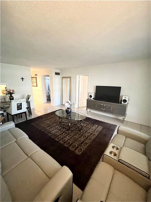 203-2581 Garden Dr N, Lake Worth, FL, 33461-2206 | Card Image