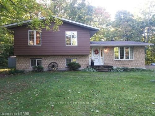 1701 Maple Hill Rd, Powassan, ON, P0H1Z0 | Card Image