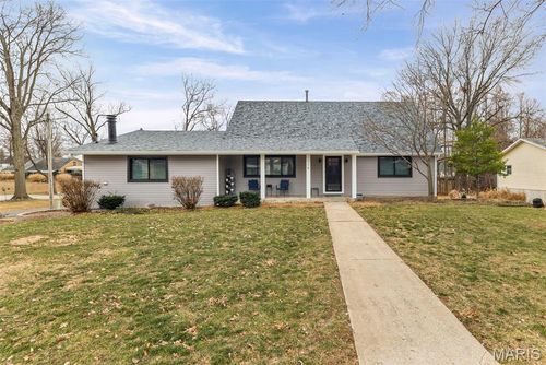 116 Thomas Ter, Edwardsville, IL, 62025-2421 | Card Image