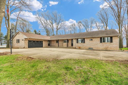 1644 County Road 200 E, Seymour, IL, 61875-9797 | Card Image