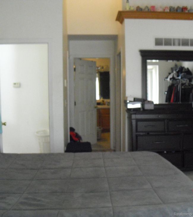 Master Bedroom on Entry Level | Image 8