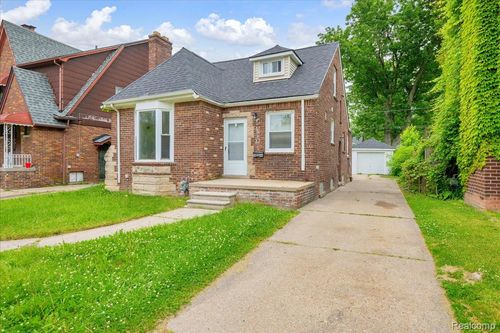5066 Bedford St, Detroit, MI, 48224-2649 | Card Image