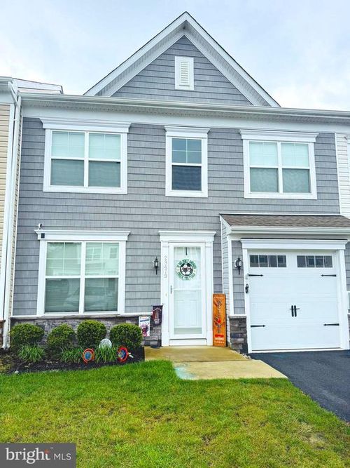 1002-29479 Whitstone Ln, MILLSBORO, DE, 19966-4752 | Card Image