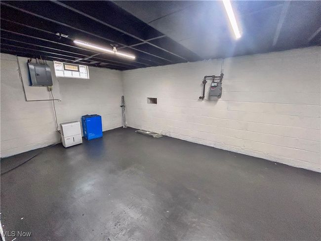 622 Jones St, House other with 3 bedrooms, 2 bathrooms and null parking in Hubbard OH | Image 16