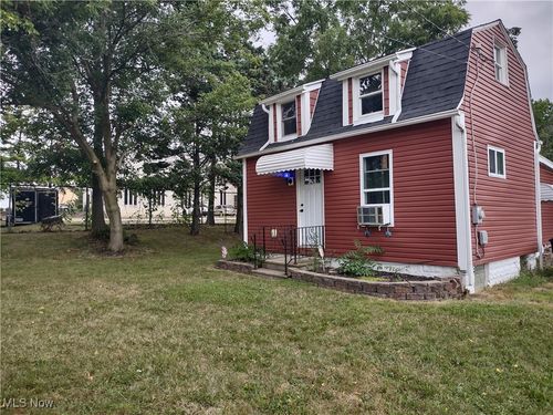 1511 Acoma Dr, Akron, OH, 44306-4001 | Card Image