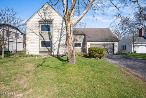 904 Apple Creek Dr, Perrysburg, OH, 43551-3103 | Card Image