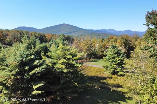 679 Vly Rd, Stone Ridge, NY, 12484 | Card Image