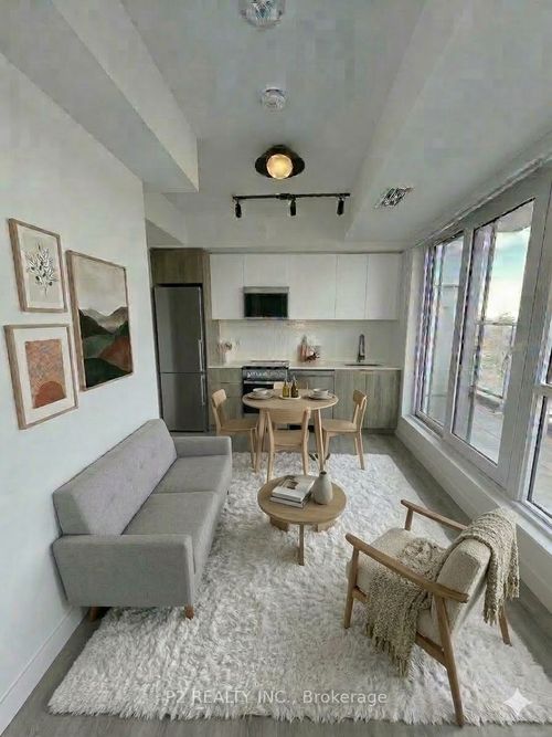 718-1635 Military Trail, Scarborough, ON, M1C1B2 | Card Image