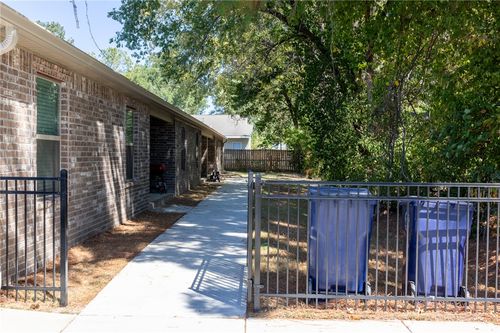 312 W Butler St, Prairie Grove, AR, 72753-3059 | Card Image